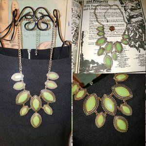 Sage Sea Green Silvertone  Leaf Bib Statement Y2K Costume Jewelry Necklace